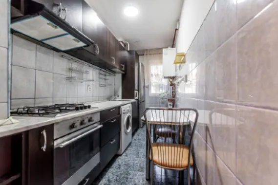 Apartament 2 camere, Etaj 1 - Zona Aurel Vlaicu