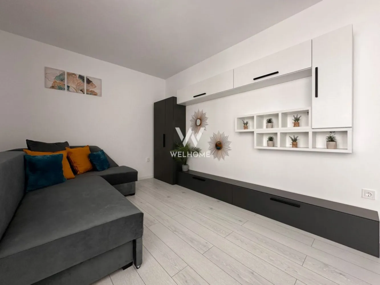 Apartament 2 camere modern zona Doamna Stanca - Apartament 2 camere cu bucatarie separata - Doamna Stanca, Dedeman Suprafata utila: 58 mp Apartamentul se afla la etajul 2 al unei vile cu 3 apartamente pe etaj. Compartimentat astfel: hol acces, living cu zona de luat masa, bucatarie separata, dormitor, baioe cu geam, balcon. Situat intr-o zona buna cu acces facil la magazine, scoli, mijloace de transport, shopping city. Perioada minima inchiriere 12 luni. Nu se accepta animale de companie. Un loc de parcare. Chirie lunara: 2100 Lei (410 Euro) + garantie 2500 Lei Se percepe comision client 50% din prima chirie. Telefon: 0747.639.802 }}