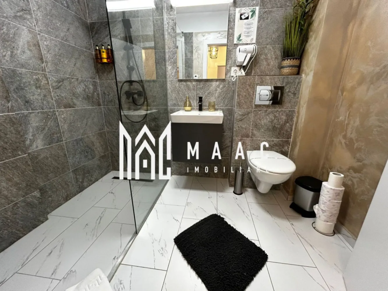 Apartament 3 camere | 74 mp utili | 2 terase | Etaj 1 | Parcare | LUX