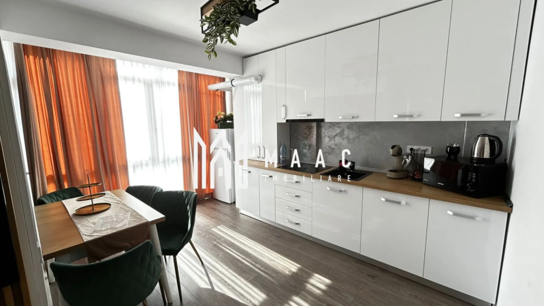 Apartament 3 camere | 74 mp utili | 2 terase | Etaj 1 | Parcare | LUX