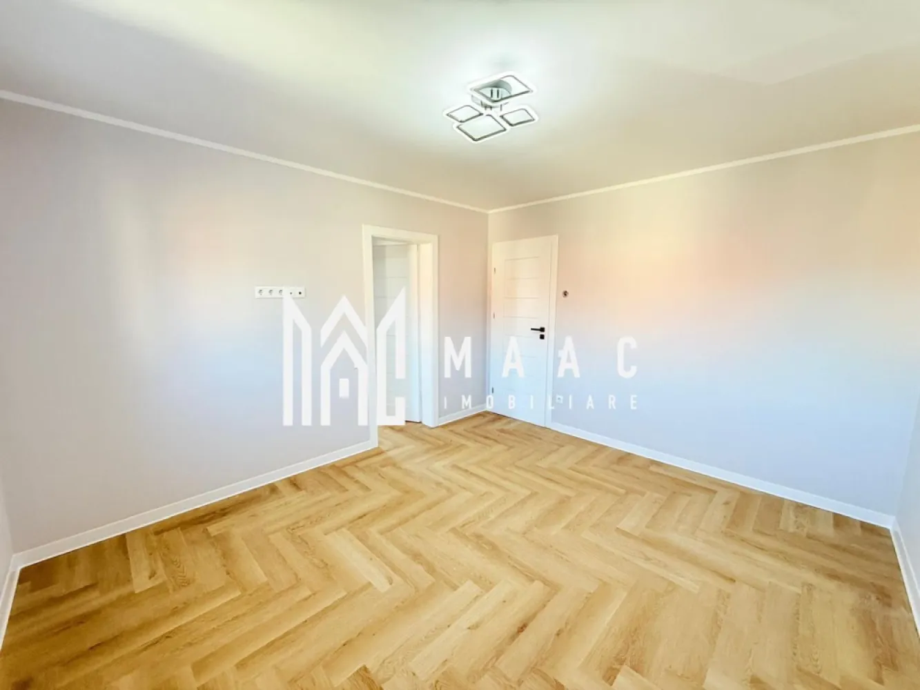 Casa individuala | 4 camere | La cheie | 644 MP | Selimbar