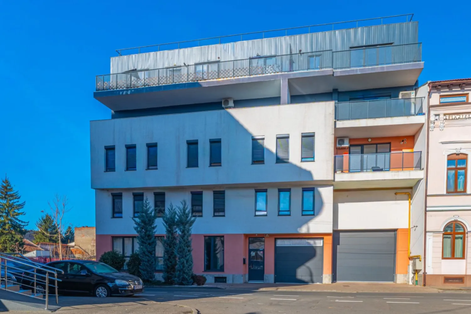 Apartament amenajat complet, ideal pentru familie sau investiție.