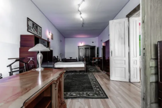 Locuință spațioasă cu grădină mare, în Aradul Nou, calea Timișorii