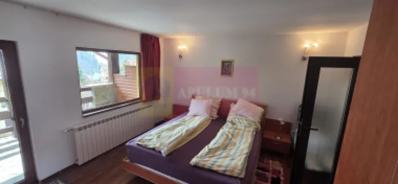 Vila duplex de vanzare cu 4 camere in Azuga