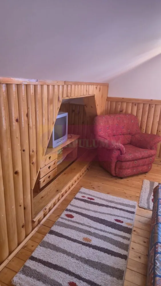 Vila duplex de vanzare cu 4 camere in Azuga