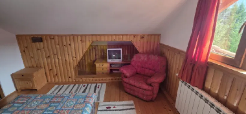 Vila duplex de vanzare cu 4 camere in Azuga