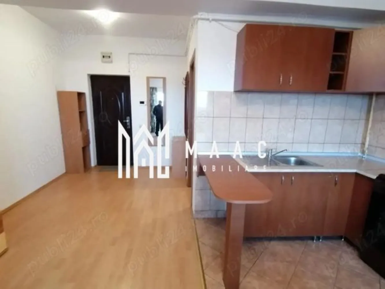 Apartament 1 Camera I Etaj 2 I Lift I Renovat I Strand