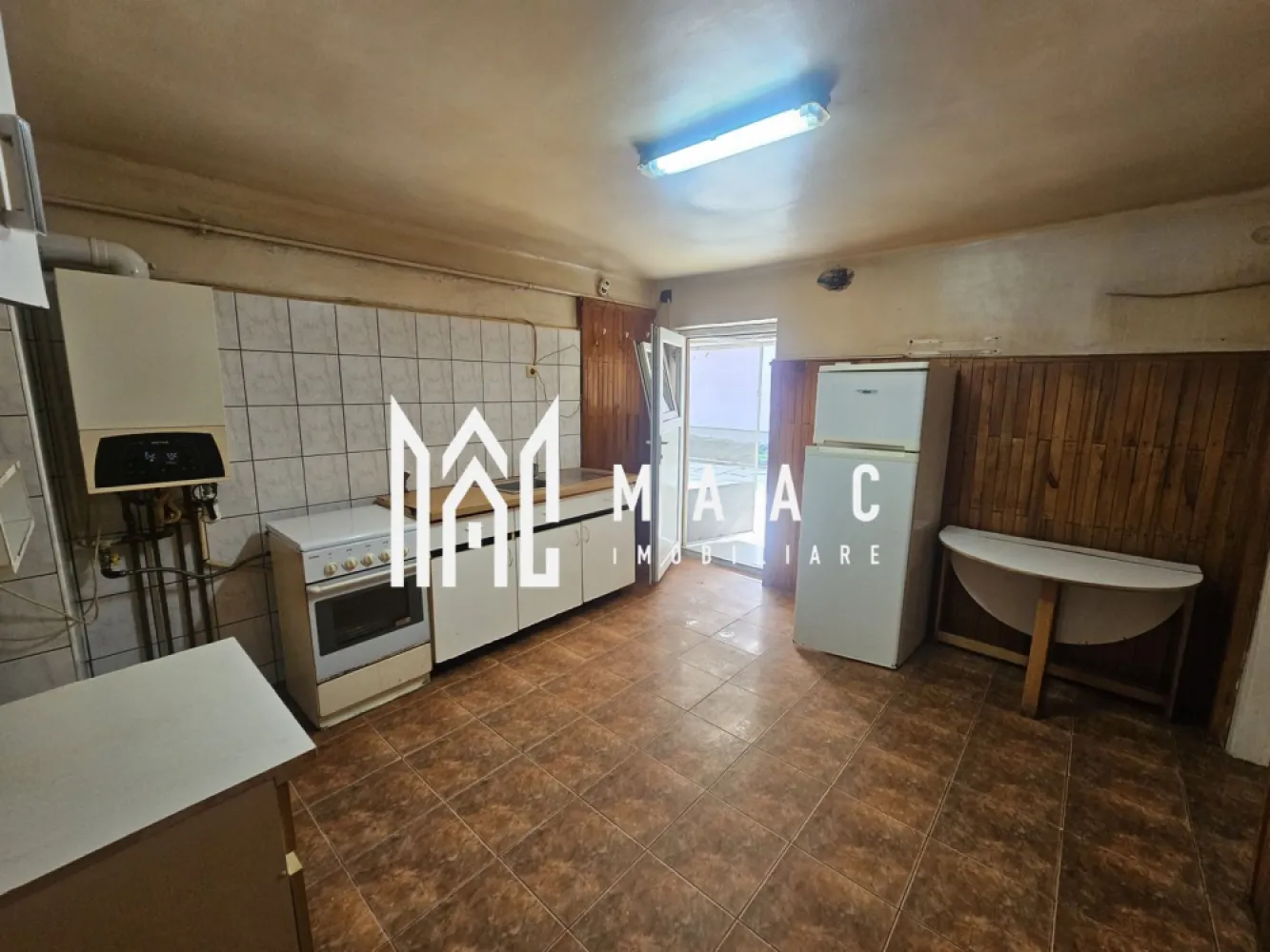 Casa individuala | Necesita renovare | Acces auto | Tiglari