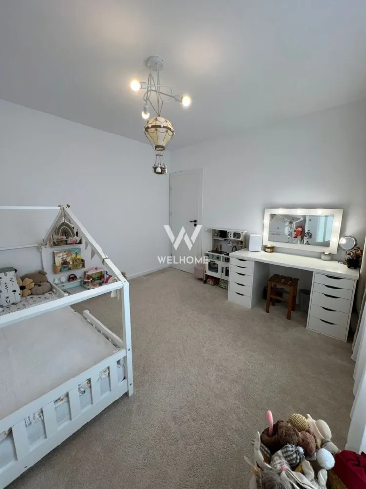 Casă individuală modernă cu garaj - teren 400 mp – Sura Mare