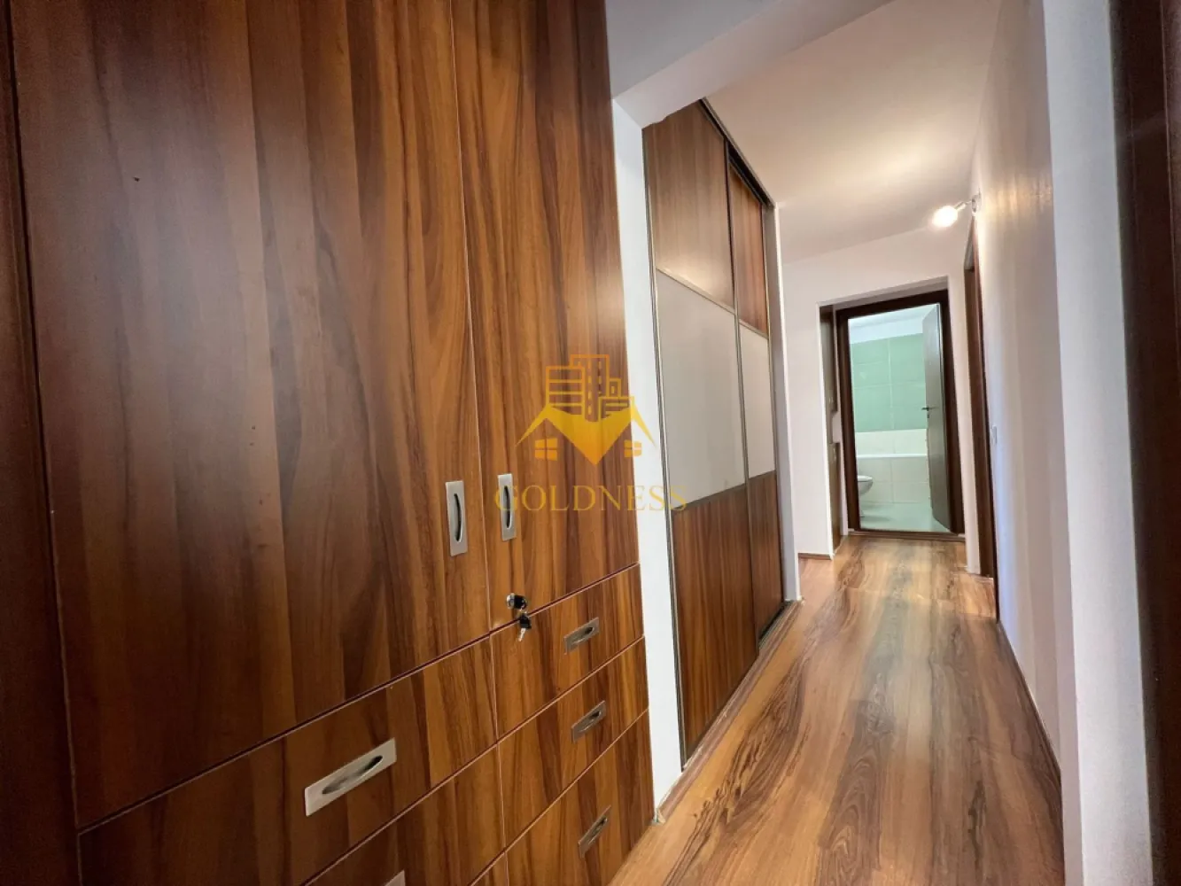 4 camere decomandate, Titulescu, Parcare, Gheorgheni, FSPAC,The Office