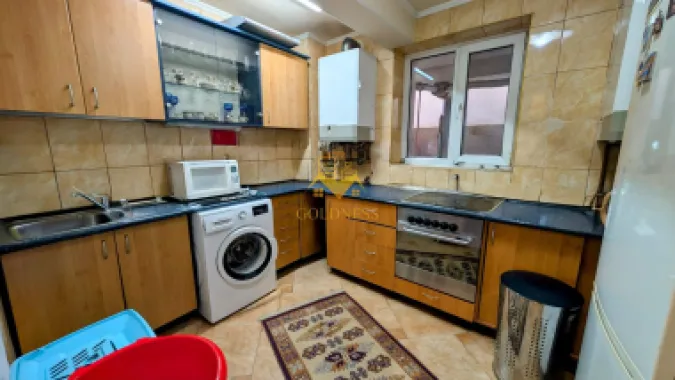 Vila, 6 Camere, 365 mp, 4 bai, Andrei Muresanu, Constantin Brancusi