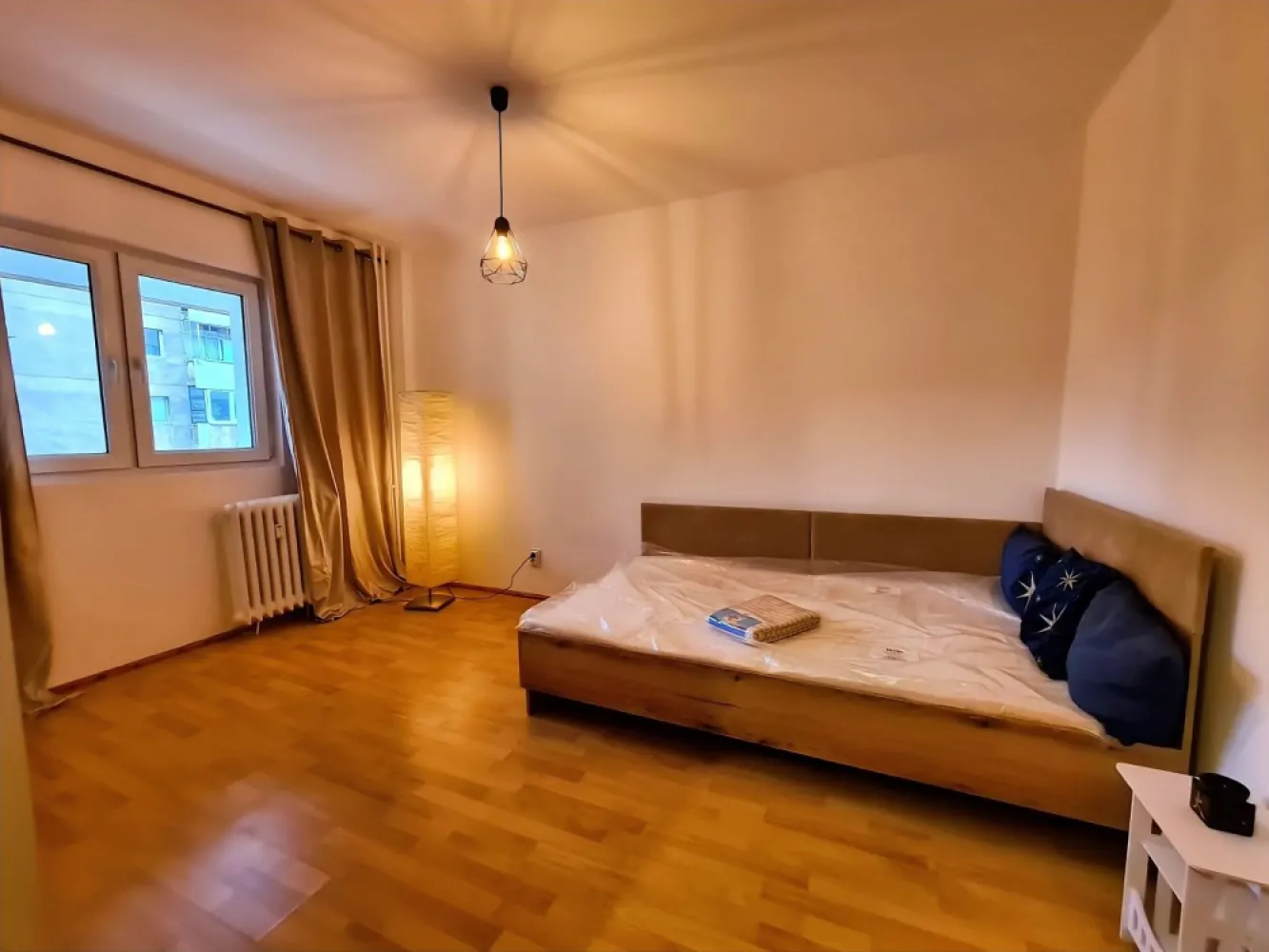 Ag BRASADAS închiriază Ap 2 cam. deosebit Et 6/10 zona TEI.