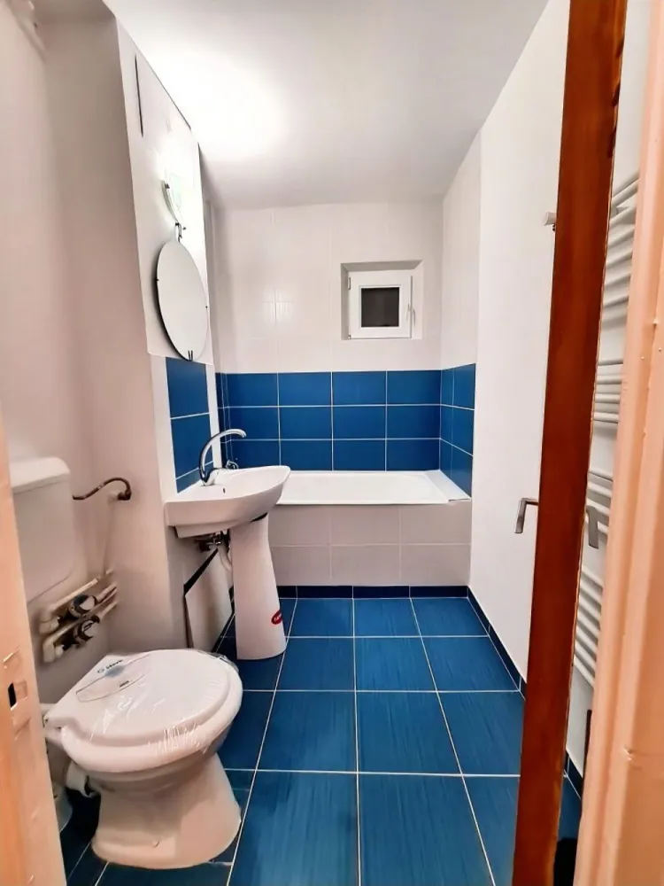 Ag BRASADAS închiriază Ap 2 cam. deosebit Et 6/10 zona TEI.