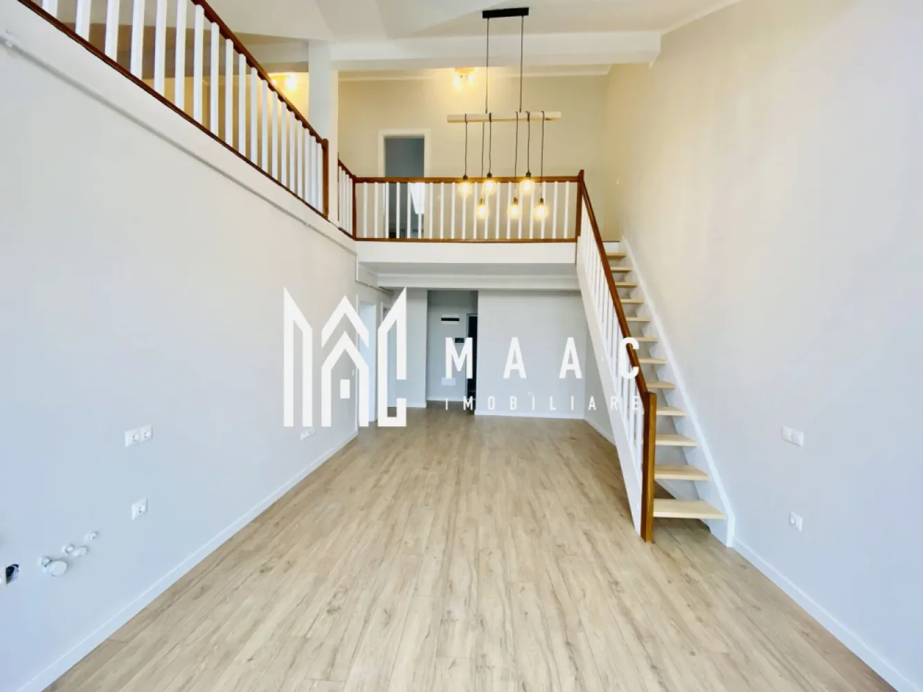 Apartament 4 camere | 133 MP | Parcare | Cartier rezidential