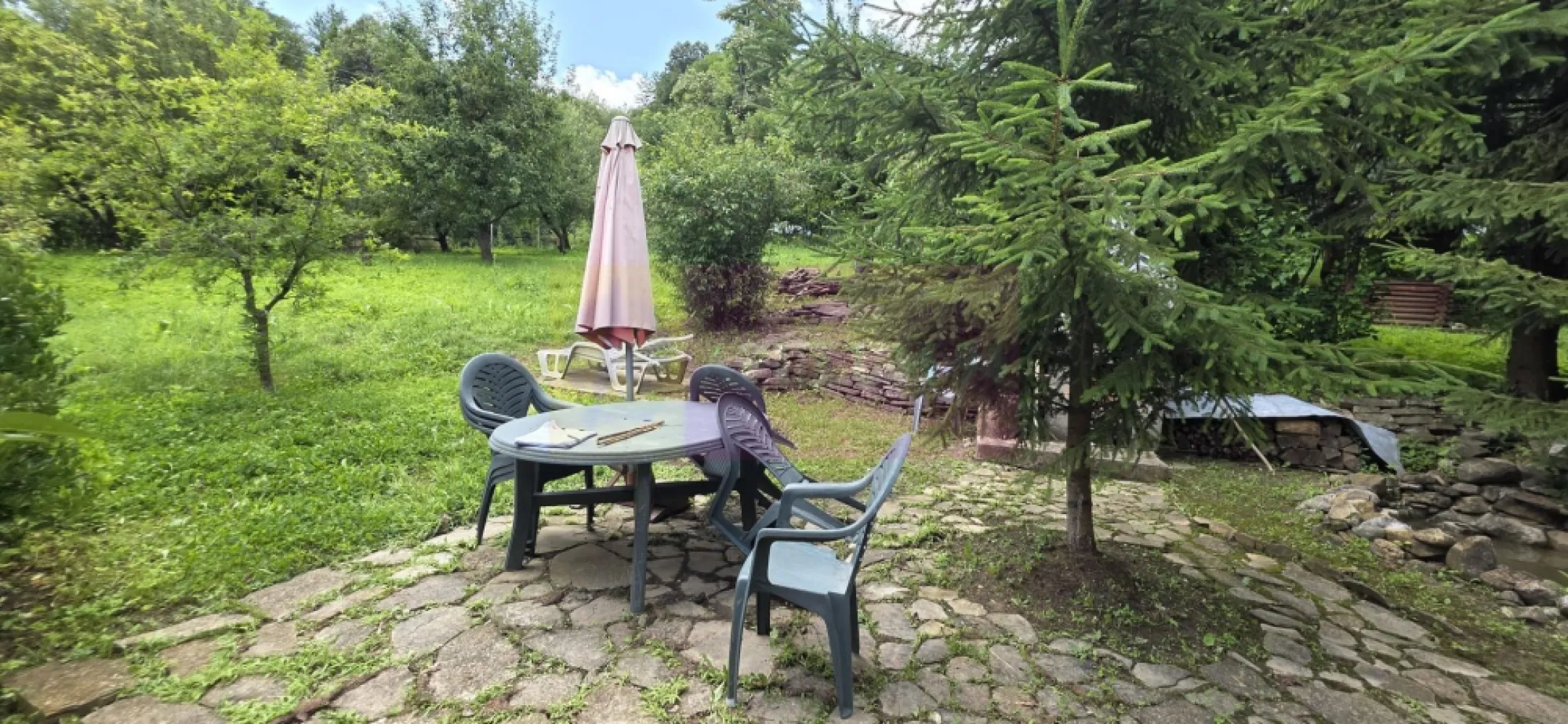 Cabana cu 5 camere de vanzare in Provita