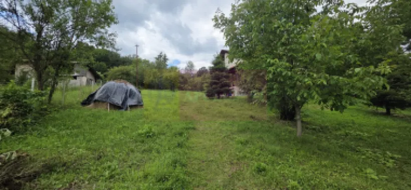 Cabana cu 5 camere de vanzare in Provita