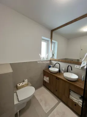 Casă individuală modernă cu garaj - teren 400 mp – Sura Mare