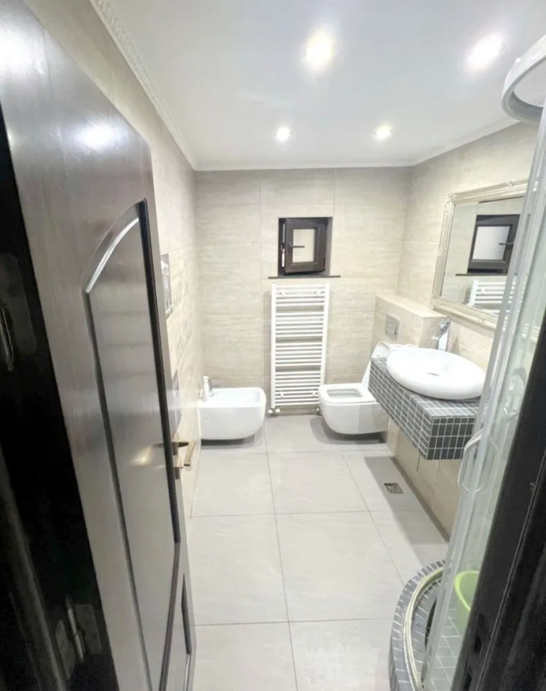 Apartament cu doua dormitoare, mobilat - cartier IC FRIMU