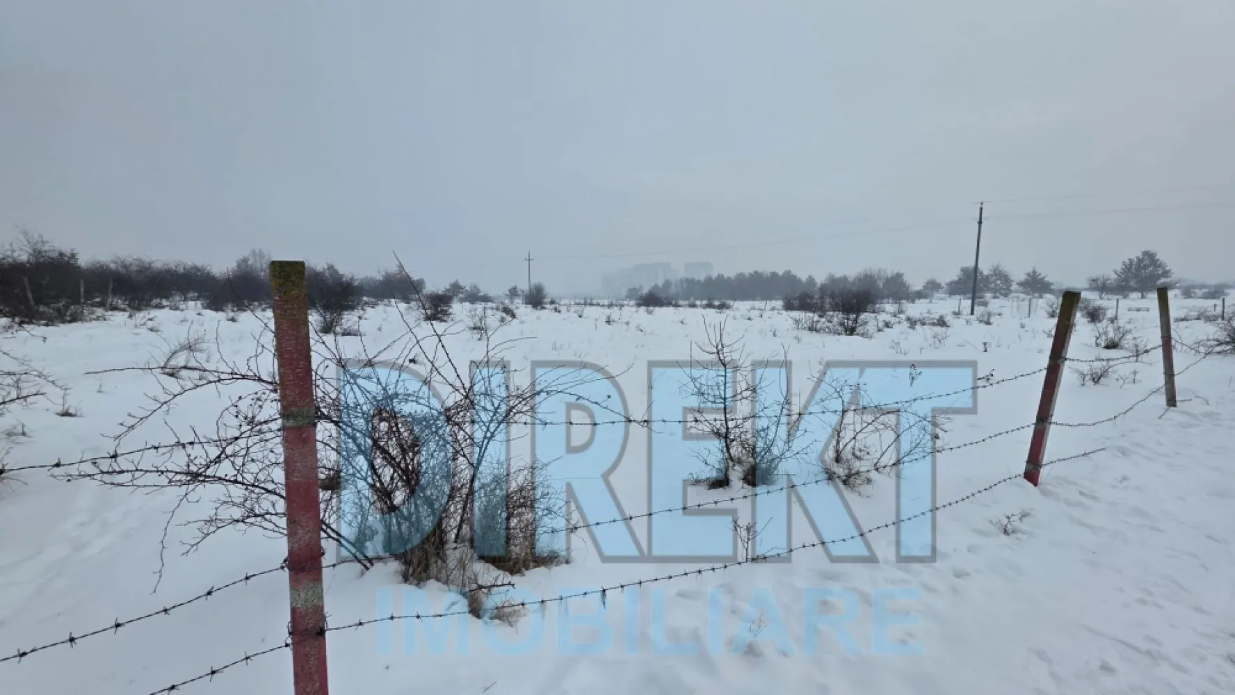 Teren intravilan , zona Subcetate - Agentia Direkt Imobiliare propune spre vanzare teren intravilan , situat in zona Subcetate . Terenul are o suprafat de 60 ari , utilitati in apropiere , inclinatie usoara . Ideal constructie case ! }}