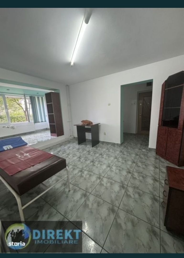 Spatiu comercial , zona Piata Decebal