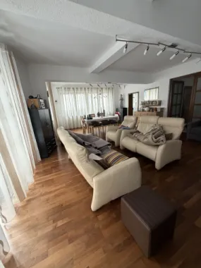 Casa individuala,situata in zona strada Crinilor