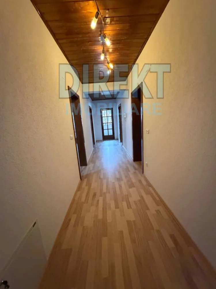 Casa individuala,situata in zona strada Crinilor