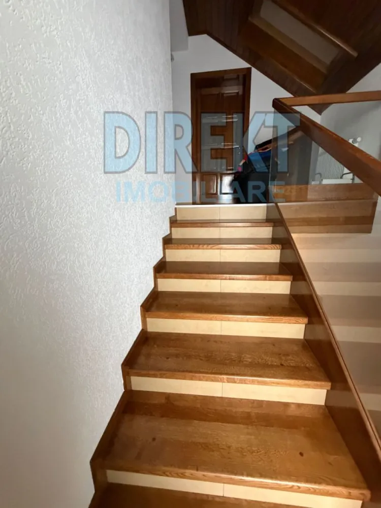 Casa individuala,situata in zona strada Crinilor