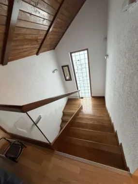 Casa individuala,situata in zona strada Crinilor