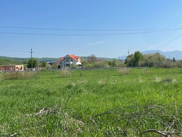 Teren intravilan , zona Drumul Sigmirului