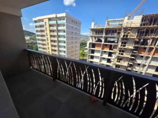 Apartament 3 camere , zona Isu , etaj 3 !