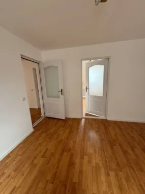 Apartament spatios zona Stefan cel Mare