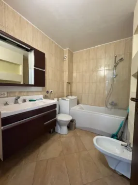 Apartament spațios, 4 camere, 120 mp, etaj 5/5, bloc nou cu lift