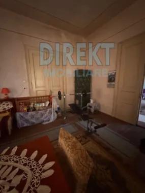 Spatiu comercial + Apartament de locuit