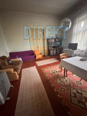 Spatiu comercial + Apartament de locuit