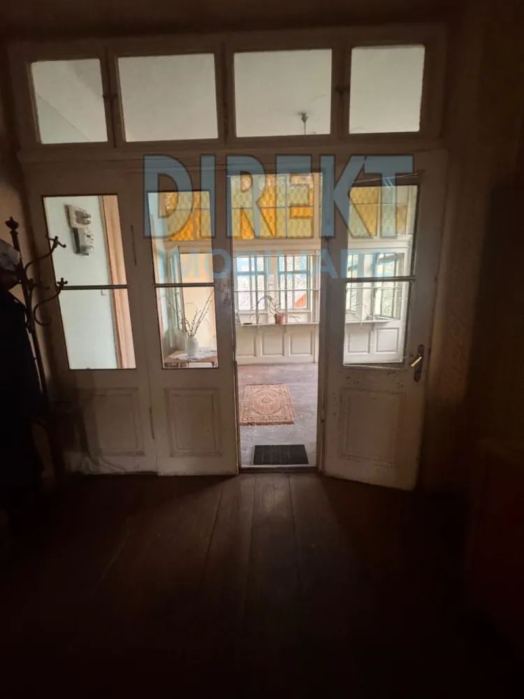 Spatiu comercial + Apartament de locuit