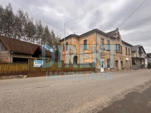 Spatiu comercial + Apartament de locuit