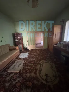 Casa 3 camere , 500 mp teren , zona C.R.Vivu