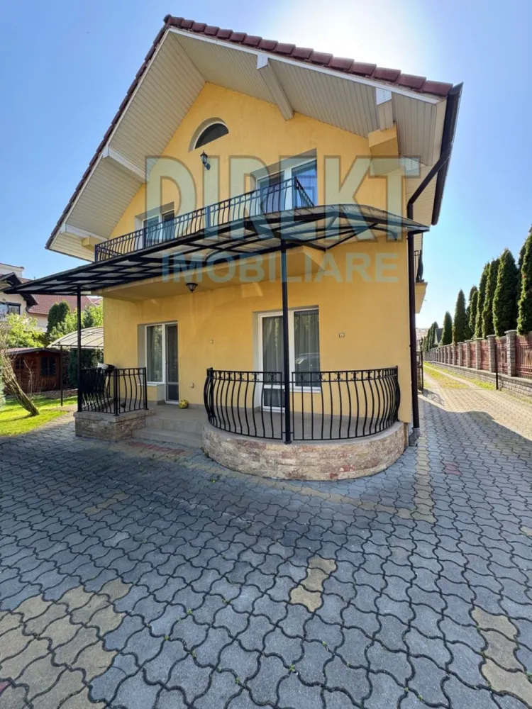 Casa individuala , zona Hotel Diana - Agentia Direkt Imobiliare propune spre vanzare casa in regim P+M , suprafata desfasurata 132 mp , alcatuita din : la parter living cu iesire pe terasa , dinning, bucatarie separata , hol, baie . la etaj : 2 dormitoare , dressing , baie , 2 balcoane , hol spatios . Imobilul este situat pe o strada linistita , exclusivista , aproape de toate punctele de interes , la 4 minute de mers pe jos de centru comercial , Lidl, Kaufland KFC . Dispune de 500 mp teren aferent , toate utilitatile , drum acces privat inscris in CF. Imobilul dispune de curte amenajata cu gazon , arbori , pomi fructiferi ,zona barbeque , pavaj , gard din fier forjat , si piatra naturala cu acces poarta automata cu radiocomanda , casuta de gradina pentru depozitare biciclete . Imobilul se vinde complet mobilat si este ocupabil imediat . }}