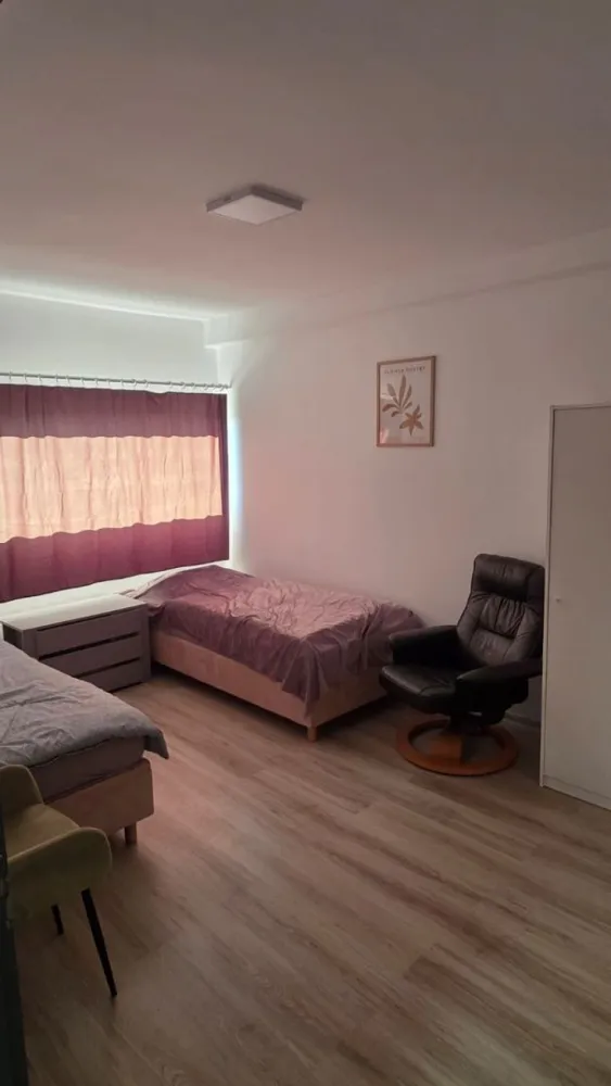 De vanzare hala+teren +2 apartamente la doar 7 km Bistrita