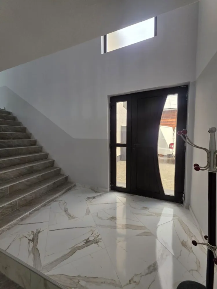 Inchiriere 2 apartamente situate in Sat Jelna !