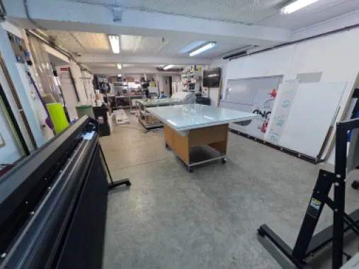 Cladire birouri , Drumul Cetatii , Bistrita , 300 mp !