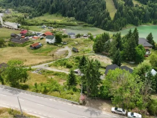 Teren intravilan,Coada lacului Colibita , ideal pt cabana!