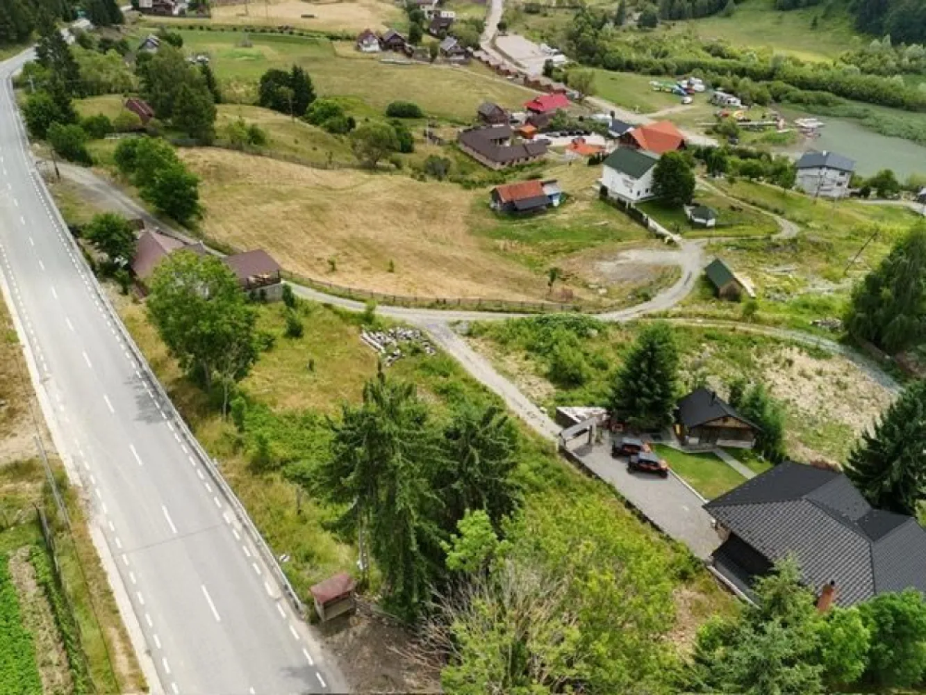 Teren intravilan,Coada lacului Colibita , ideal pt cabana!