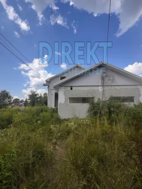 Casa individuala , cu piscina interioara , zona Strada Valea Budacului