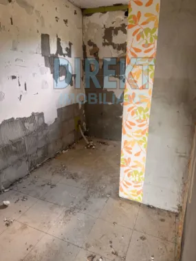 Casa individuala , cu piscina interioara , zona Strada Valea Budacului