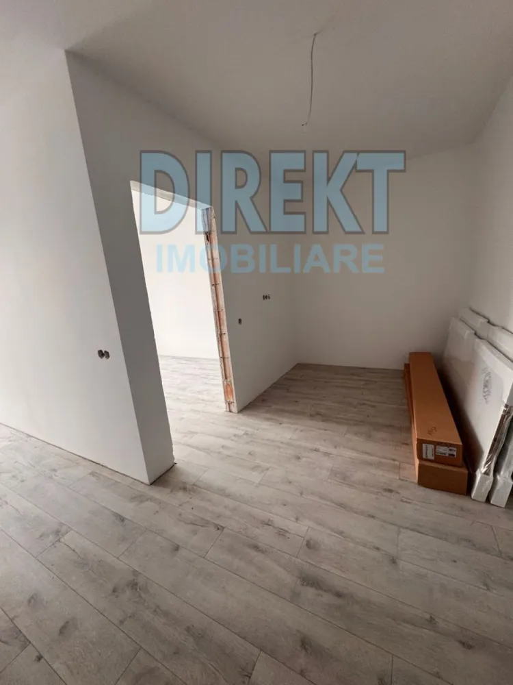 Apartament in bloc nou - Agentia Direkt Imobiliare propune spre vanzare apartament nou intr -un imobil in curs de finalizare, cu lift . Imobilul este pozitionat la etajul 4 , are o suprafata utila de 37,2 mp , compus din bucatarie separata , living, 1 dormitor , baie , balcon. Apartamentul se vinde finisat la cheie , ideal investitie . Pret vanzare : 1500 EURO/MP }}