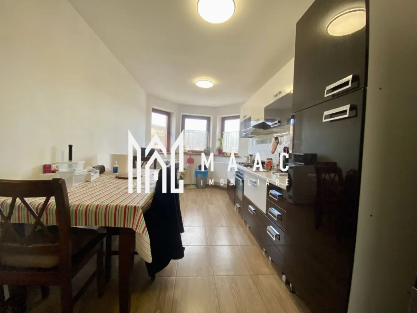 Casa | 4 camere | Curte individuala | Pivnita | Sura Mare