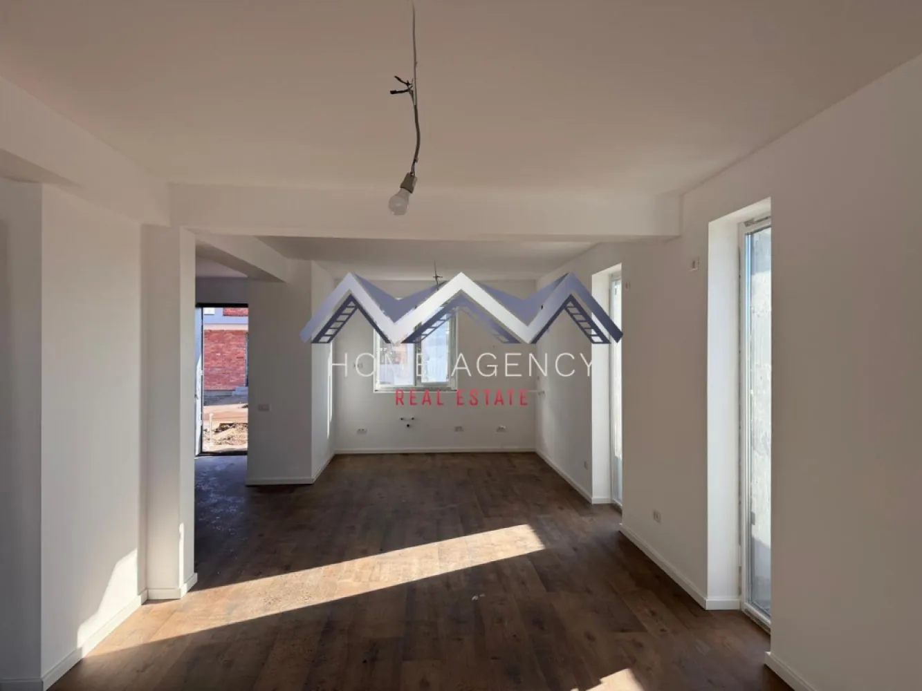 Casă P+1+Pod cu finisaje premium | Tunari | dezvoltator