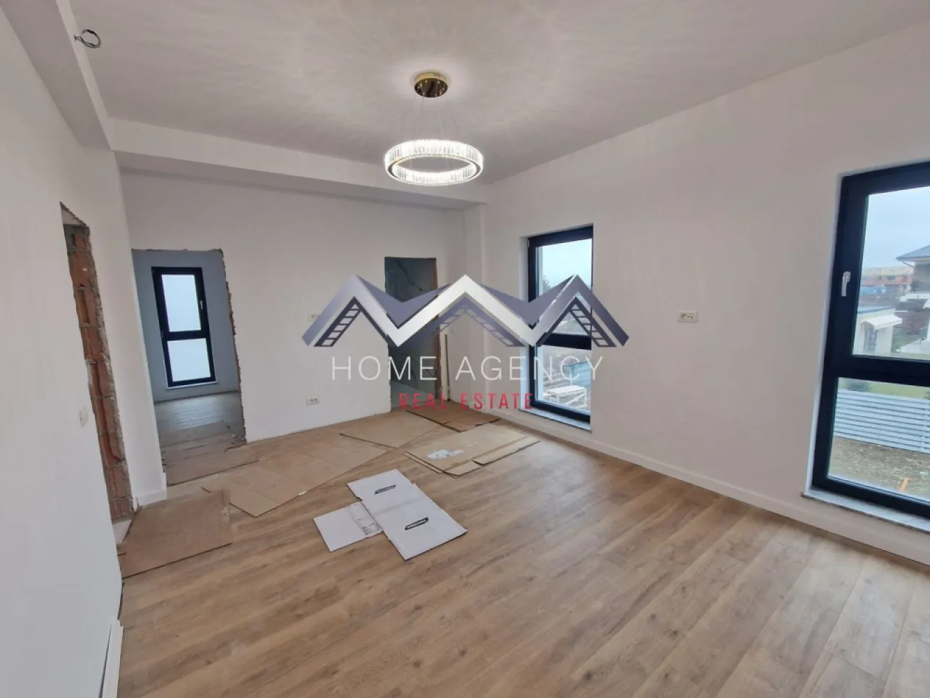 Casă single P+1+Pod în Otopeni