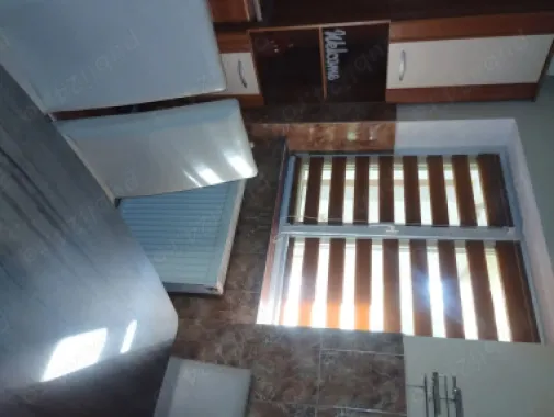 BRASADAS vinde ap 2 cam RENOVATEXT etaj 1/4 ULTRACENTRAL.